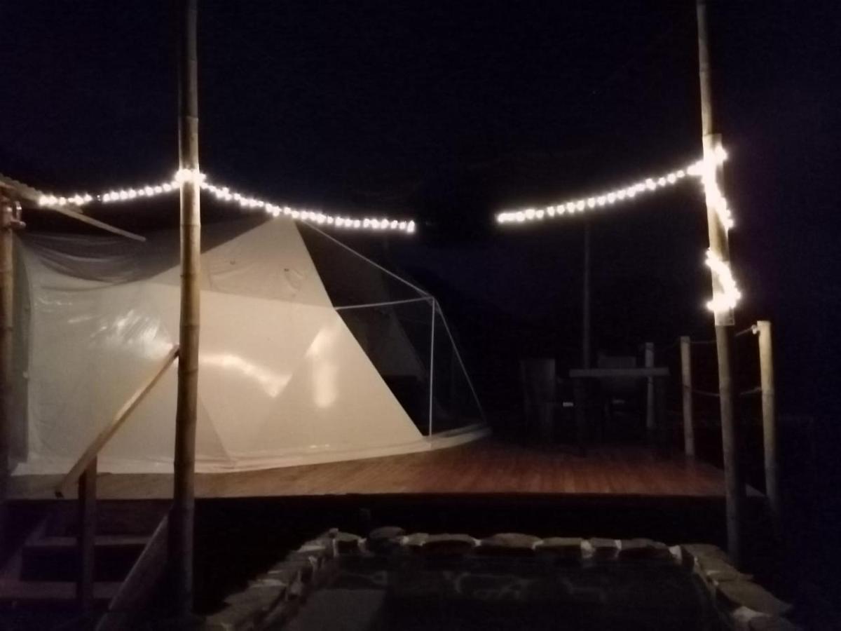 Domo Glamping Reserva Cucharos Campsite